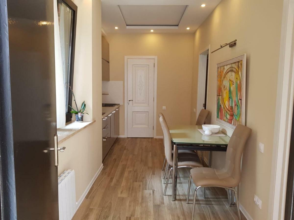 טביליסי Apart Hotel Avlabari Yard מראה חיצוני תמונה
